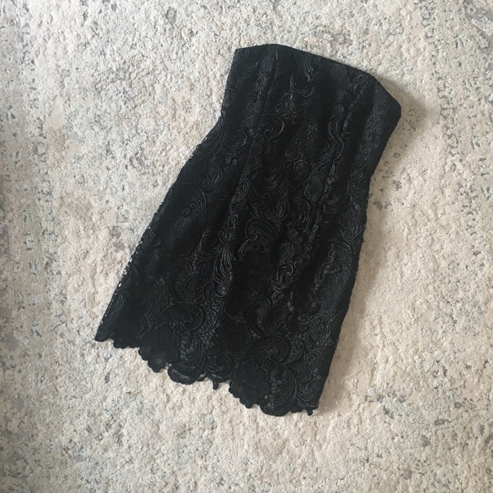 Arianna Papell strapless black lace dress